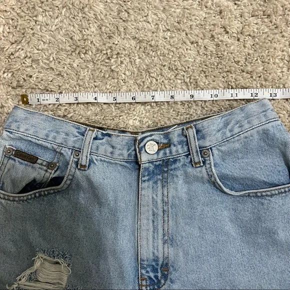 Vintage Calvin Klein distressed High waisted shorts size 25
